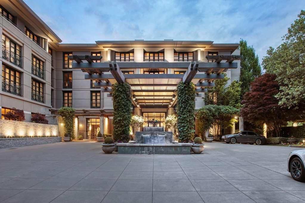 Hotel Белв'ю Екстер'єр фото