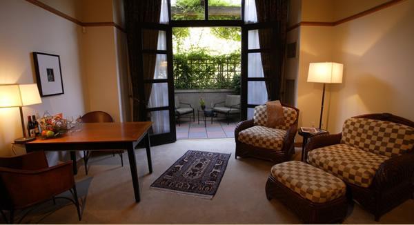 Hotel Белв'ю Екстер'єр фото